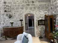 Rent, house, 240m², Donja Lastva, Tivat - image 11