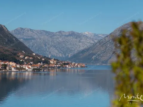 Sale, three bedroom apartment, 191m², Dobrota, Kotor - image 25