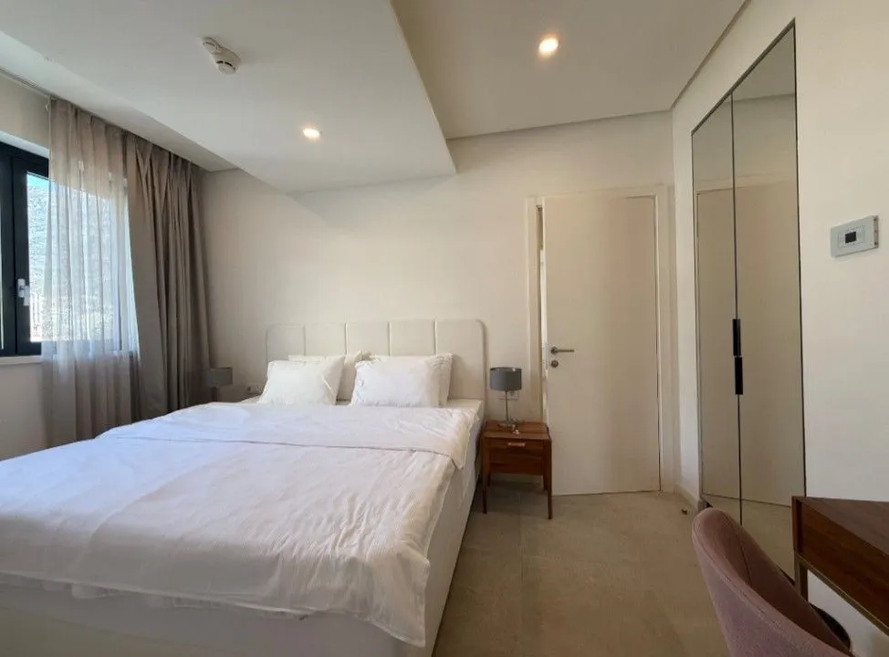 Prodaja, dvosoban stan, 110m², Rafailovići, Budva