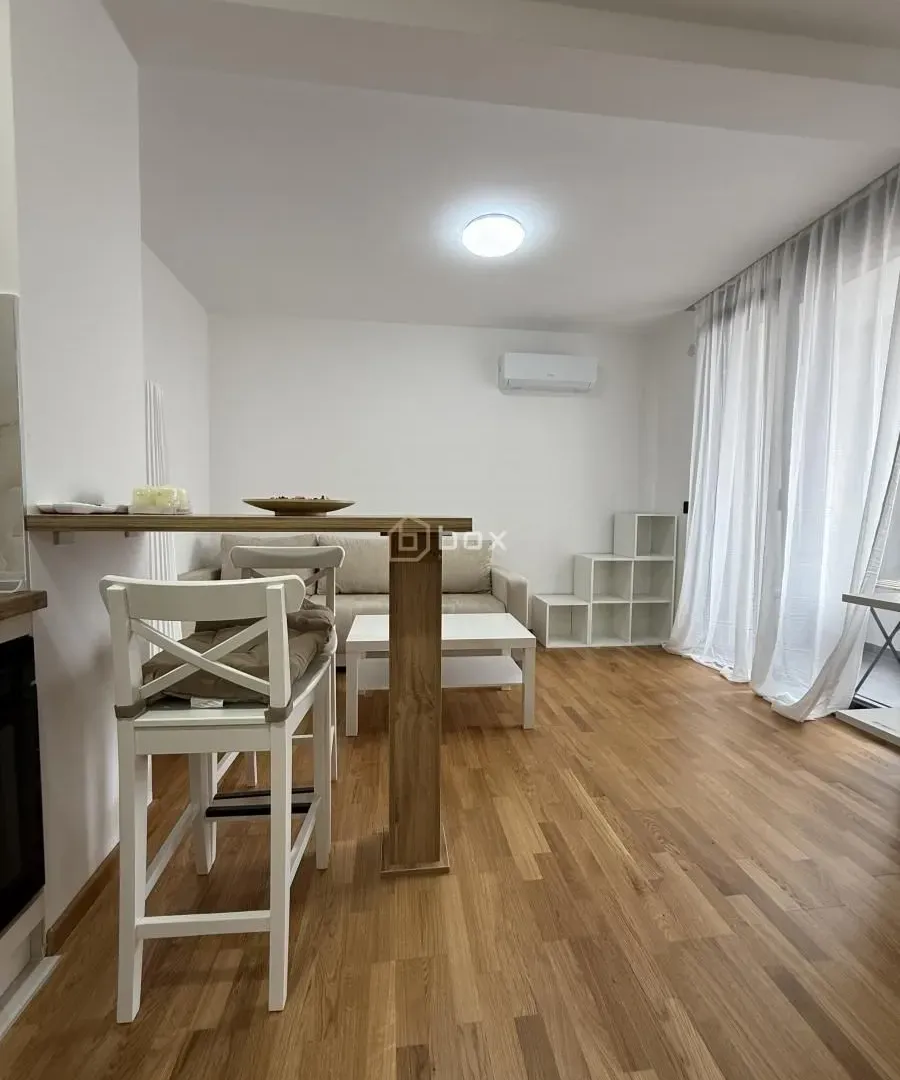 Rent, one bedroom apartment, 38m², Medijana, Niš