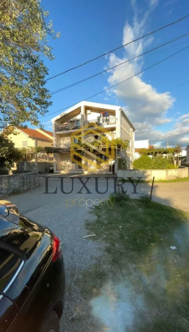 Izdavanje, kuća, 120m², Zabjelo, Podgorica