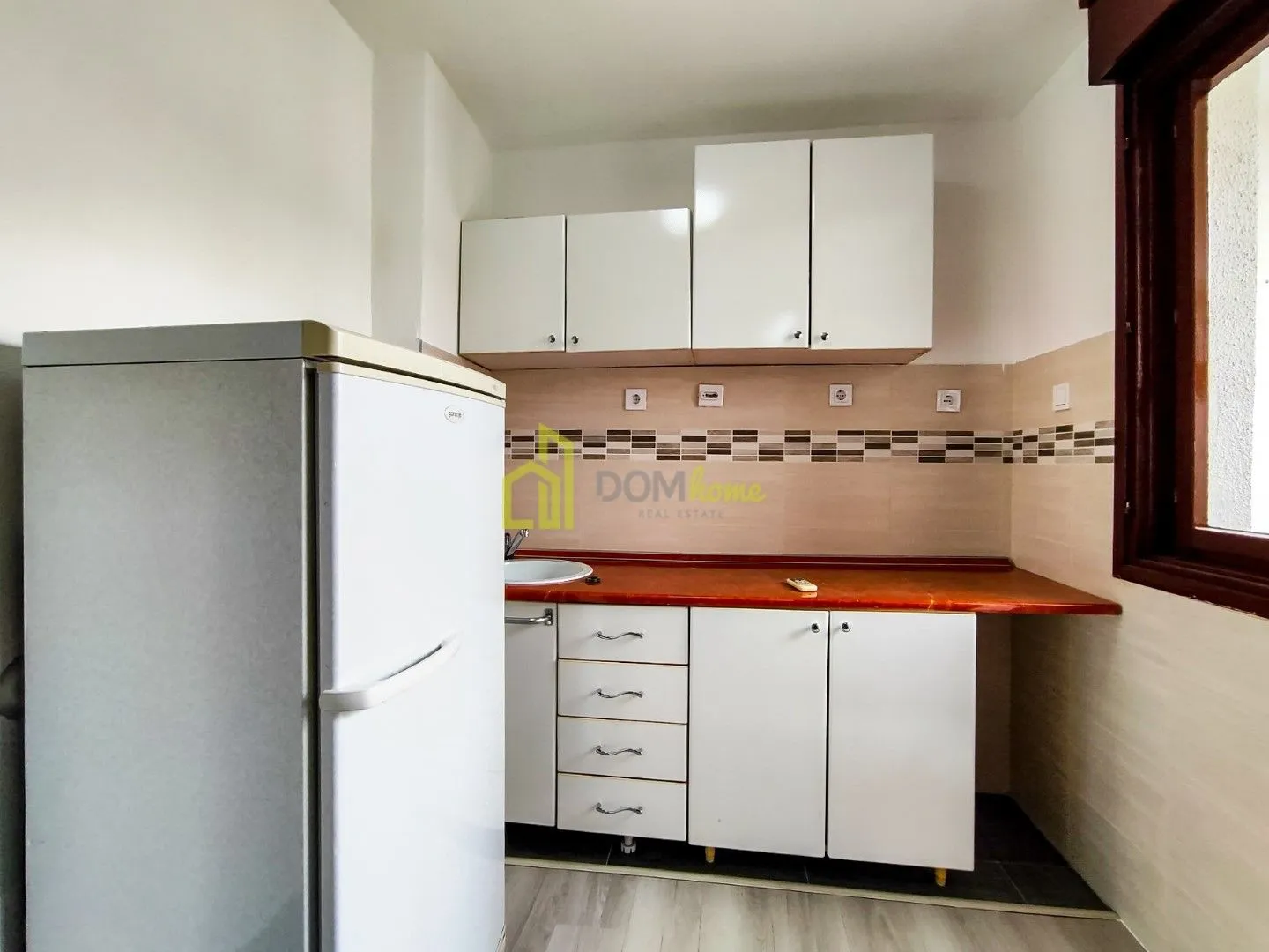 Rent, studio apartment, 22m², Stari Aerodrom, Podgorica