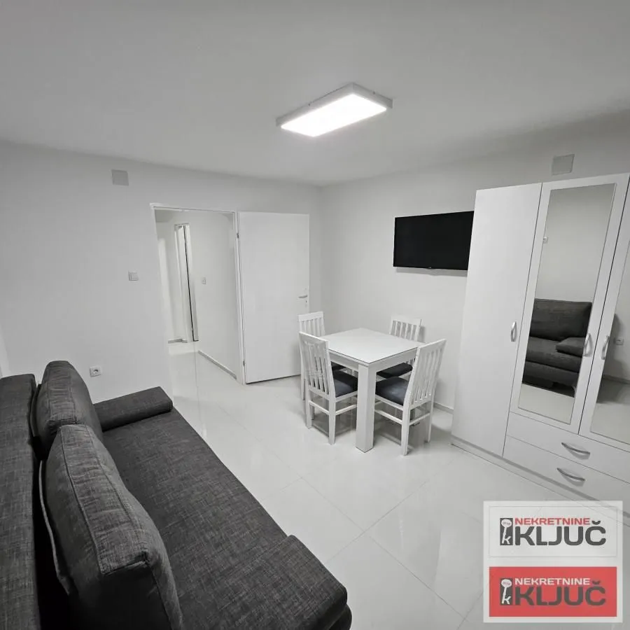 Izdavanje, garsonjera, 27m², Telep, Novi Sad Sve Podlokacije