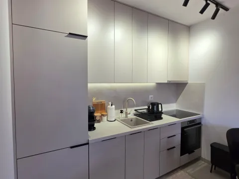 Izdavanje, jednosoban stan, 34m², Kava, Tivat - image 4