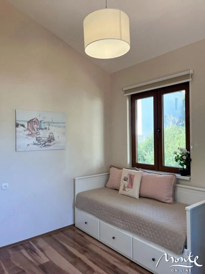 Sale, house, 200m², Bar, Crna Gora