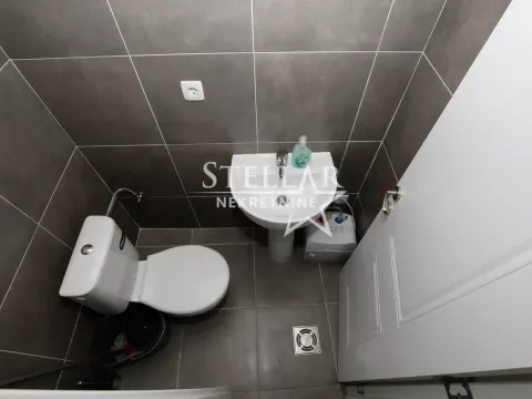 Rent, office space, 54m², Central Point, Podgorica - image 5