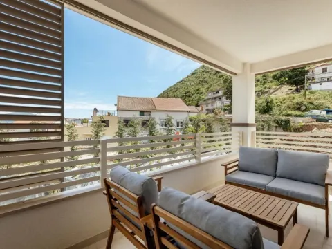 Sale, two bedroom apartment, 67m², Herceg Novi, Crna Gora - image 36