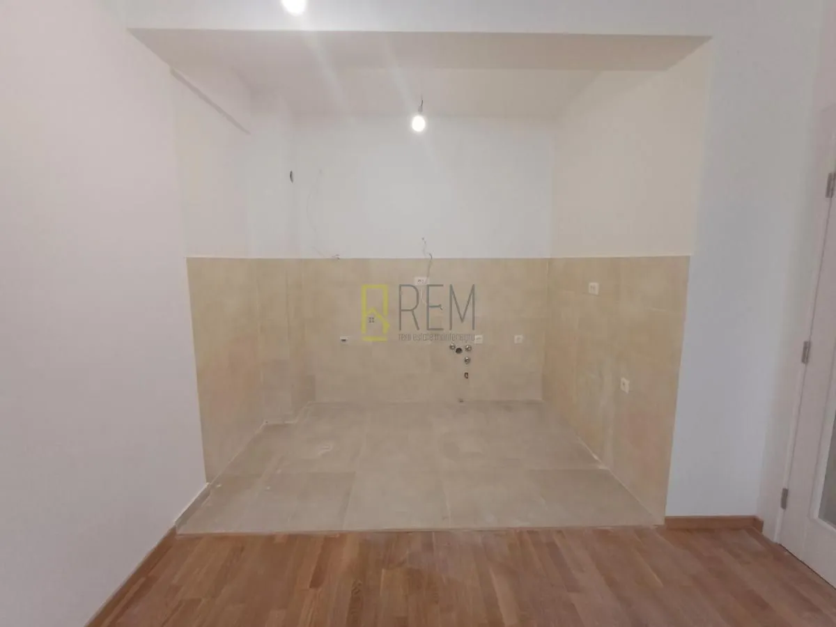Prodaja, jednosoban stan, 45m², Zabjelo, Podgorica