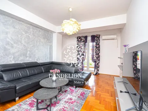 Rent, two bedroom apartment, 79m², City Kvart, Podgorica - image 1