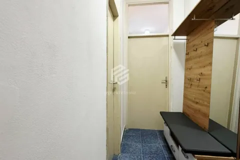 Izdavanje, dvosoban stan, 61m², Momišići, Podgorica - image 12
