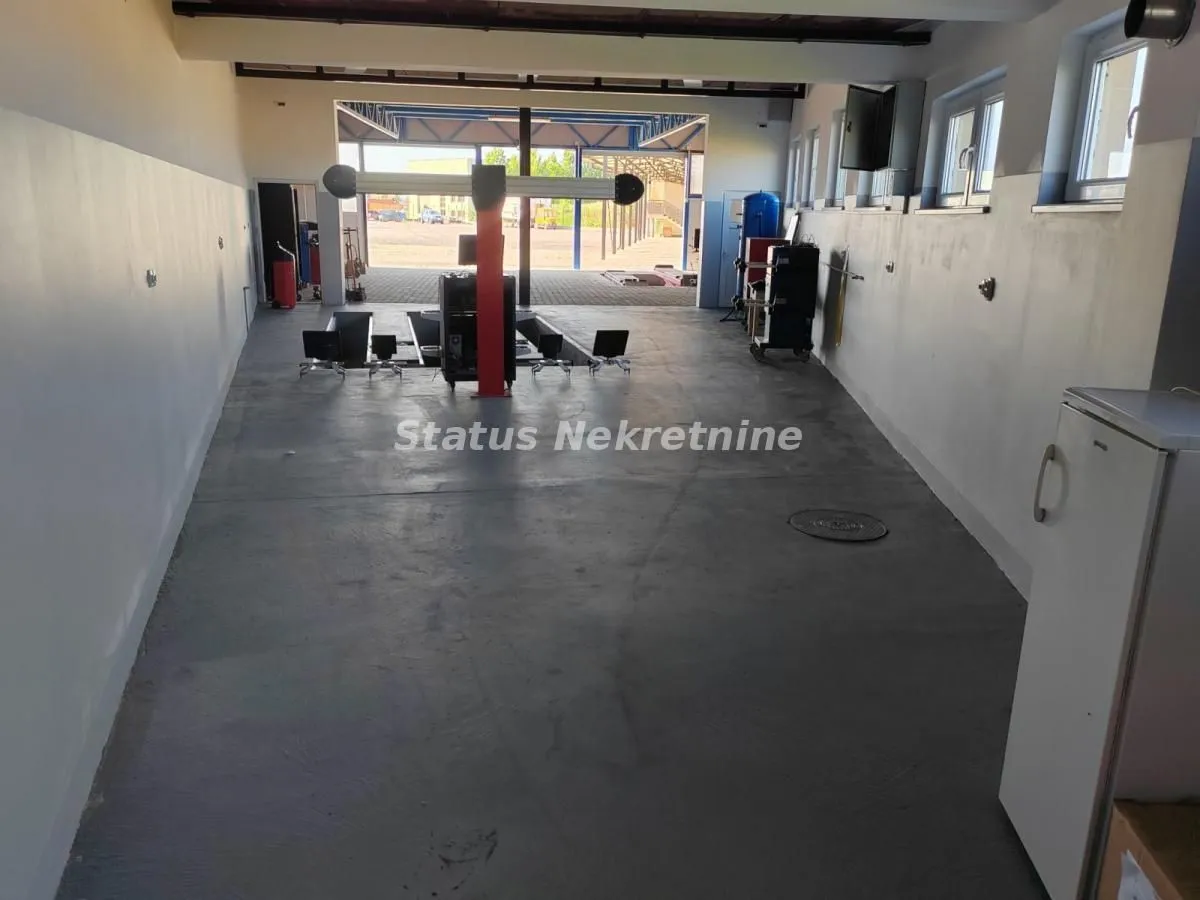 Rent, office space, 528m², Rumenka, Novi Sad Sve Podlokacije