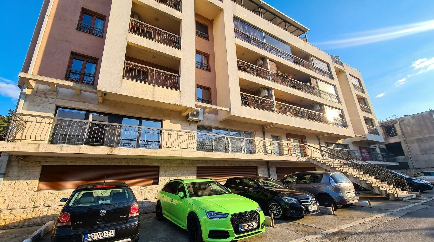 Prodaja, dvosoban stan, 89m², Podgorica, Crna Gora