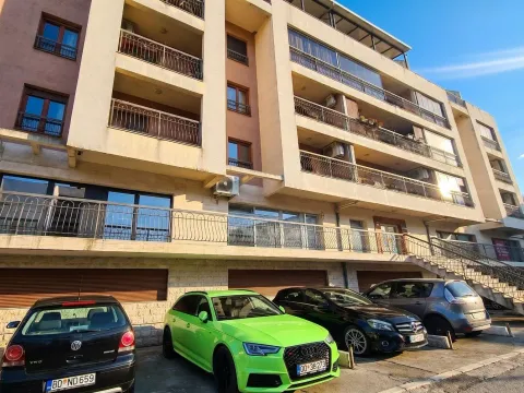 Prodaja, dvosoban stan, 89m², Podgorica, Crna Gora - image 7