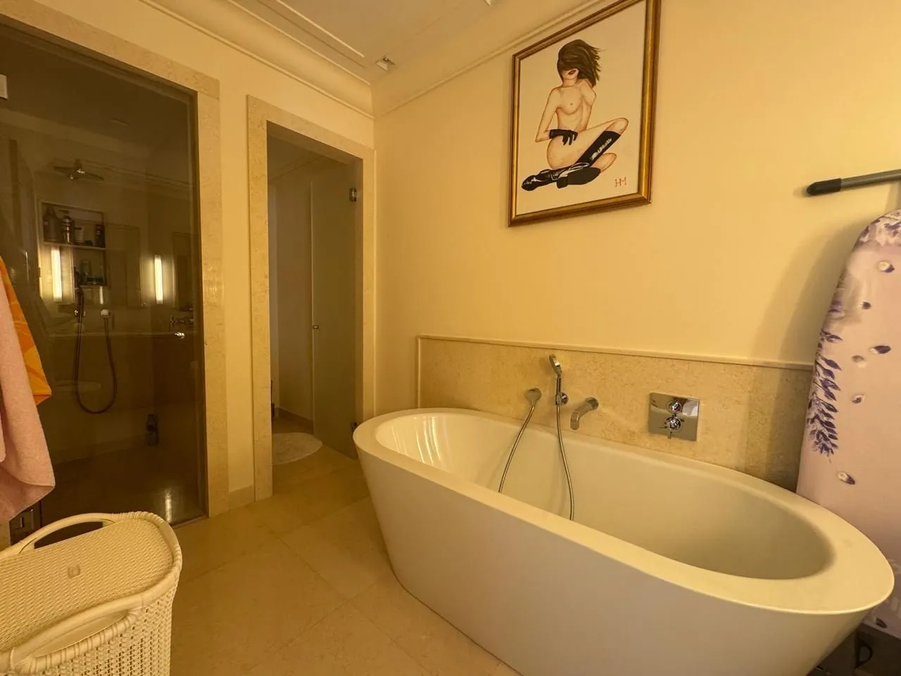 Prodaja, dvosoban stan, 115m², Centar, Tivat