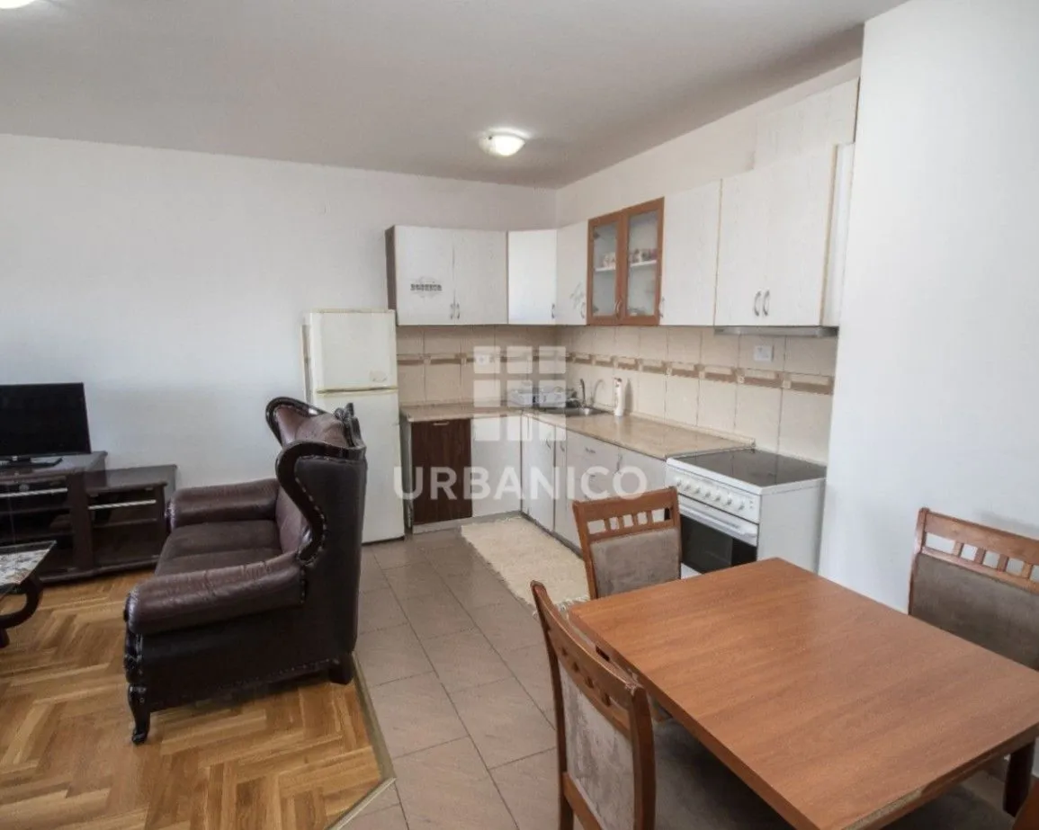 Izdavanje, dvosoban stan, 57m², Podgorica, Crna Gora