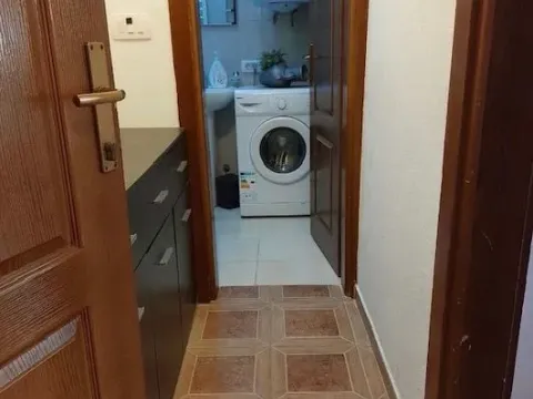 Izdavanje, garsonjera, 28m², Šušanj, Bar - image 9