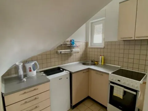 Izdavanje, jednosoban stan, 50m², Zabjelo, Podgorica - image 6