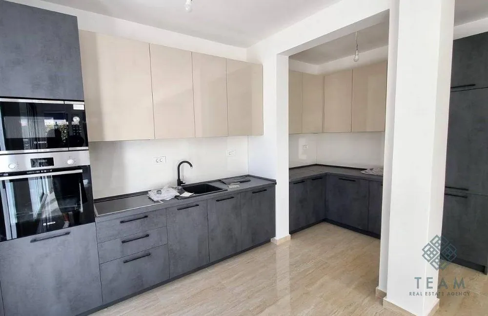 Prodaja, dvosoban stan, 68m², Đenovići, Herceg Novi