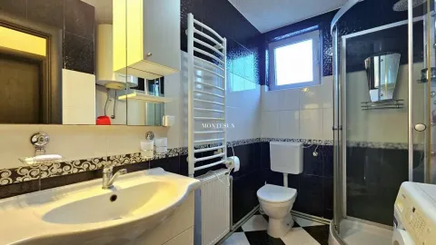 Rent, one bedroom apartment, 51m², Centar, Budva - image 9