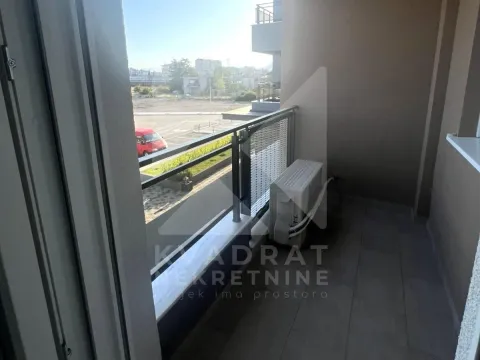 Izdavanje, jednosoban stan, 48m², Stari Aerodrom, Podgorica - image 8