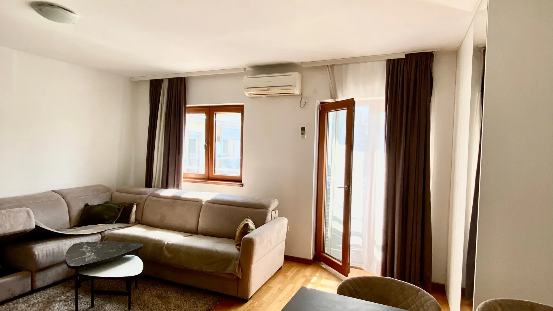 Rent, studio apartment, 40m², Tološka šuma, Podgorica