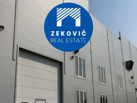 Rent, office space, 165m², Danilovgrad, Crna Gora