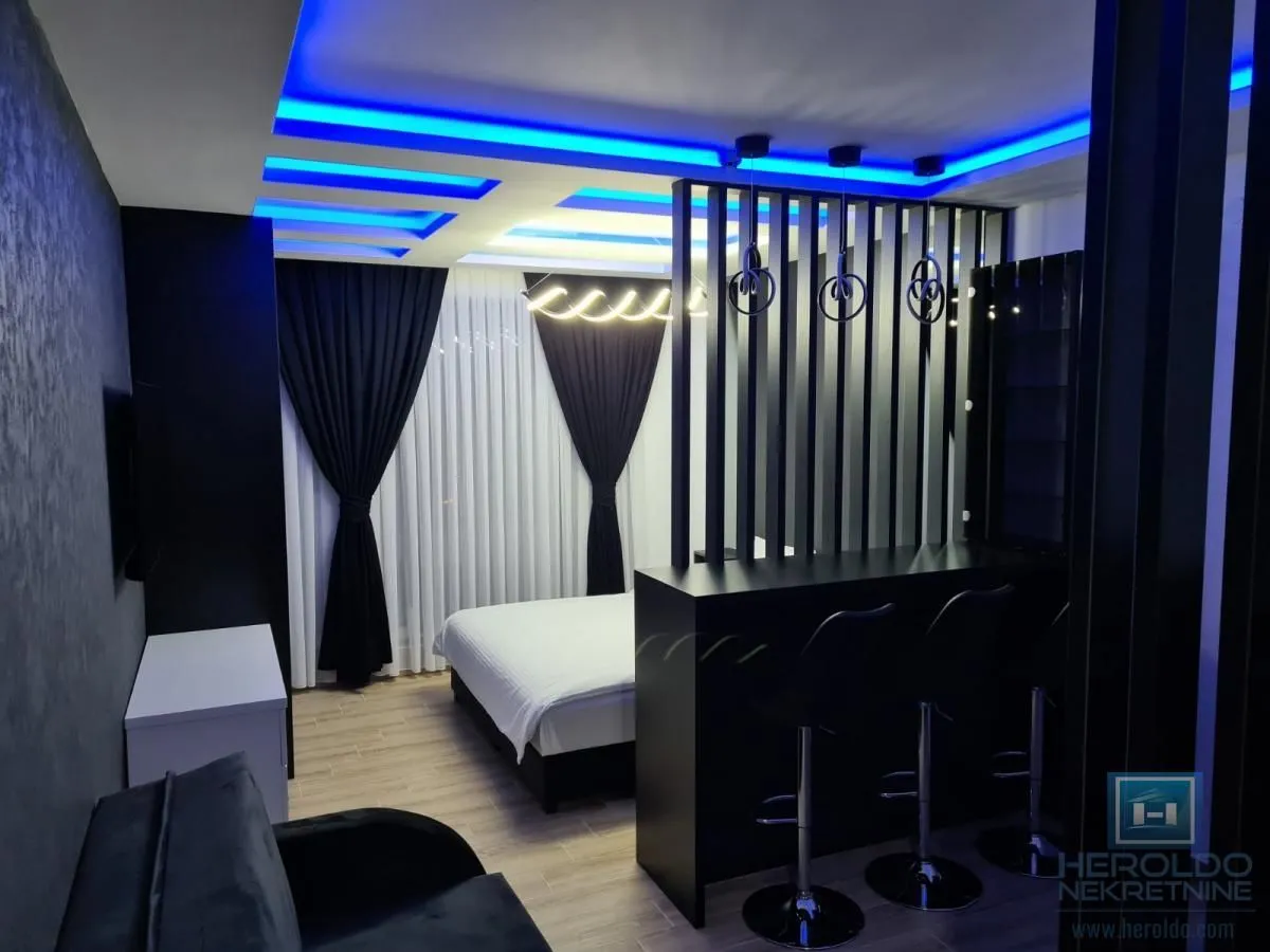 Prodaja, jednosoban stan, 30m², Kraljevi Čardaci, Kopaonik