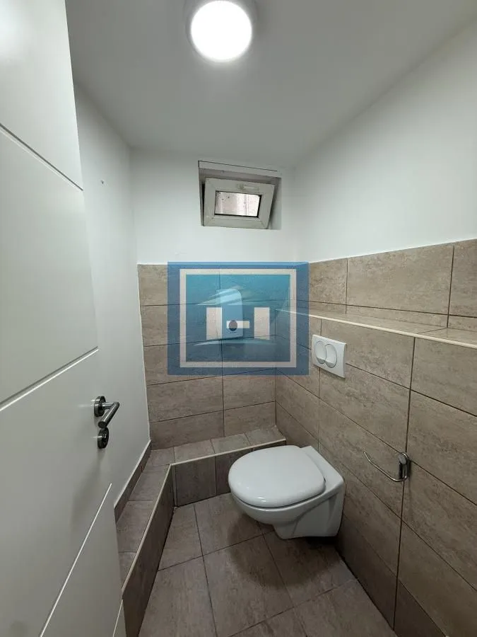 Rent, office space, 120m², Aqua park, Jagodina