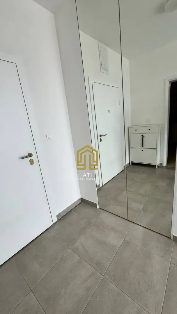 Prodaja, dvosoban stan, 68m², Lazi, Budva