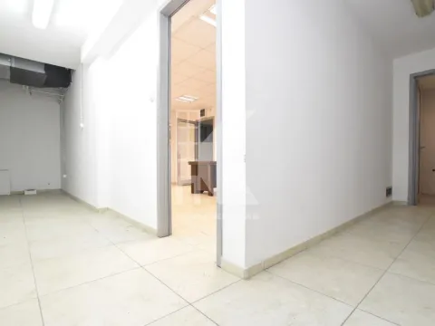 Rent, office space, 155m², Stari Aerodrom, Podgorica - image 22