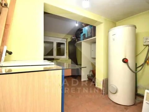 Rent, house, 330m², Golubovci, Podgorica - image 23