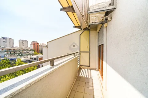 Rent, one bedroom apartment, 49m², Autobuska stanica, Podgorica - image 12