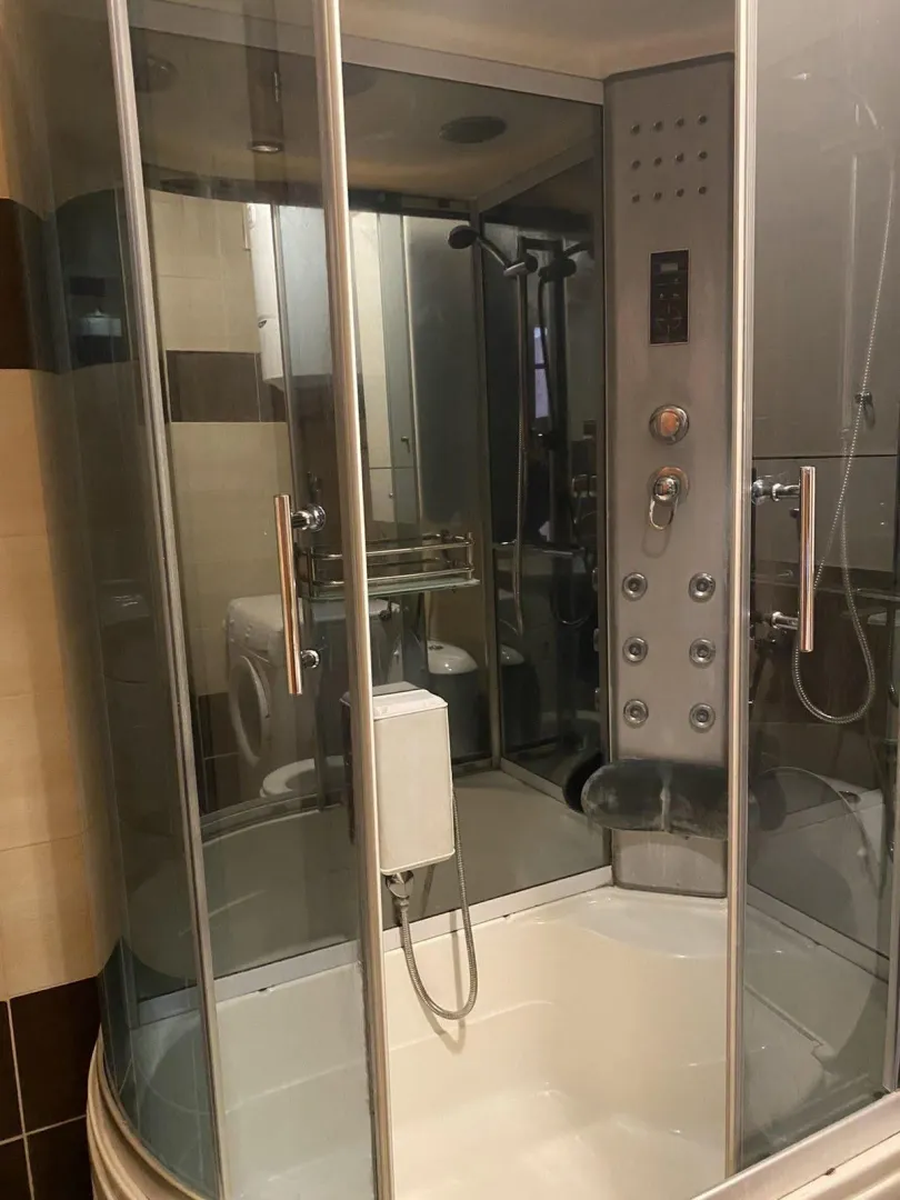 Izdavanje, dvosoban stan, 73m², Vezirov Most, Podgorica