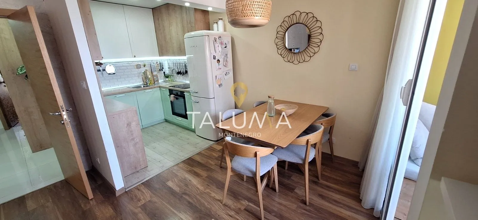 Prodaja, trosoban stan, 89m², Centar, Podgorica
