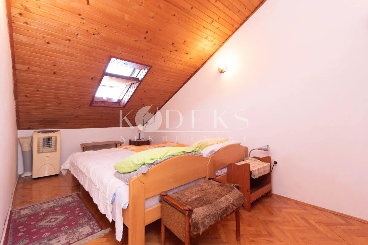 Prodaja, dvosoban stan, 122m², Centar, Podgorica