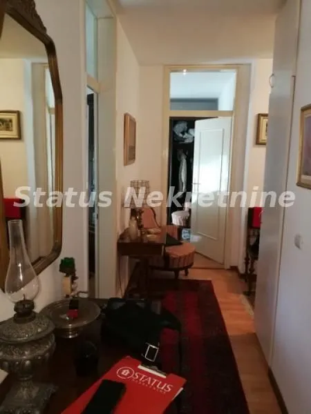 Prodaja, dvosoban stan, 55m², Stari grad, Novi Sad