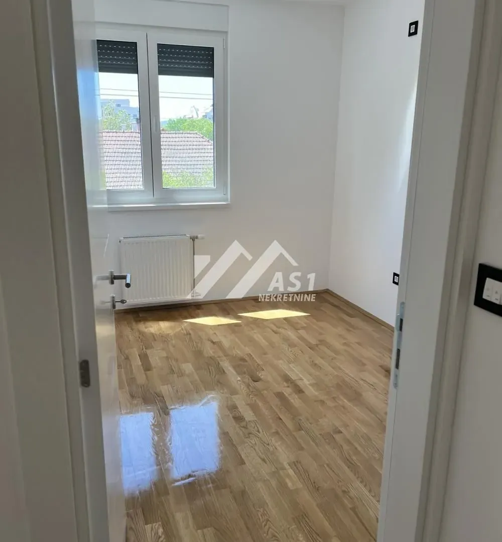 Izdavanje, trosoban stan, 70m², Telep, Novi Sad Sve Podlokacije
