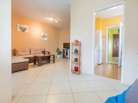 Prodaja, stan, 69m², Dobrota, Kotor - image 2