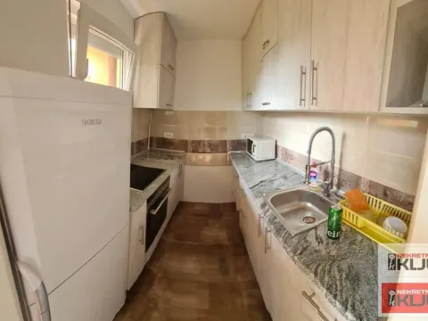 Prodaja, dvosoban stan, 55m², Centar, Novi Sad - image 2
