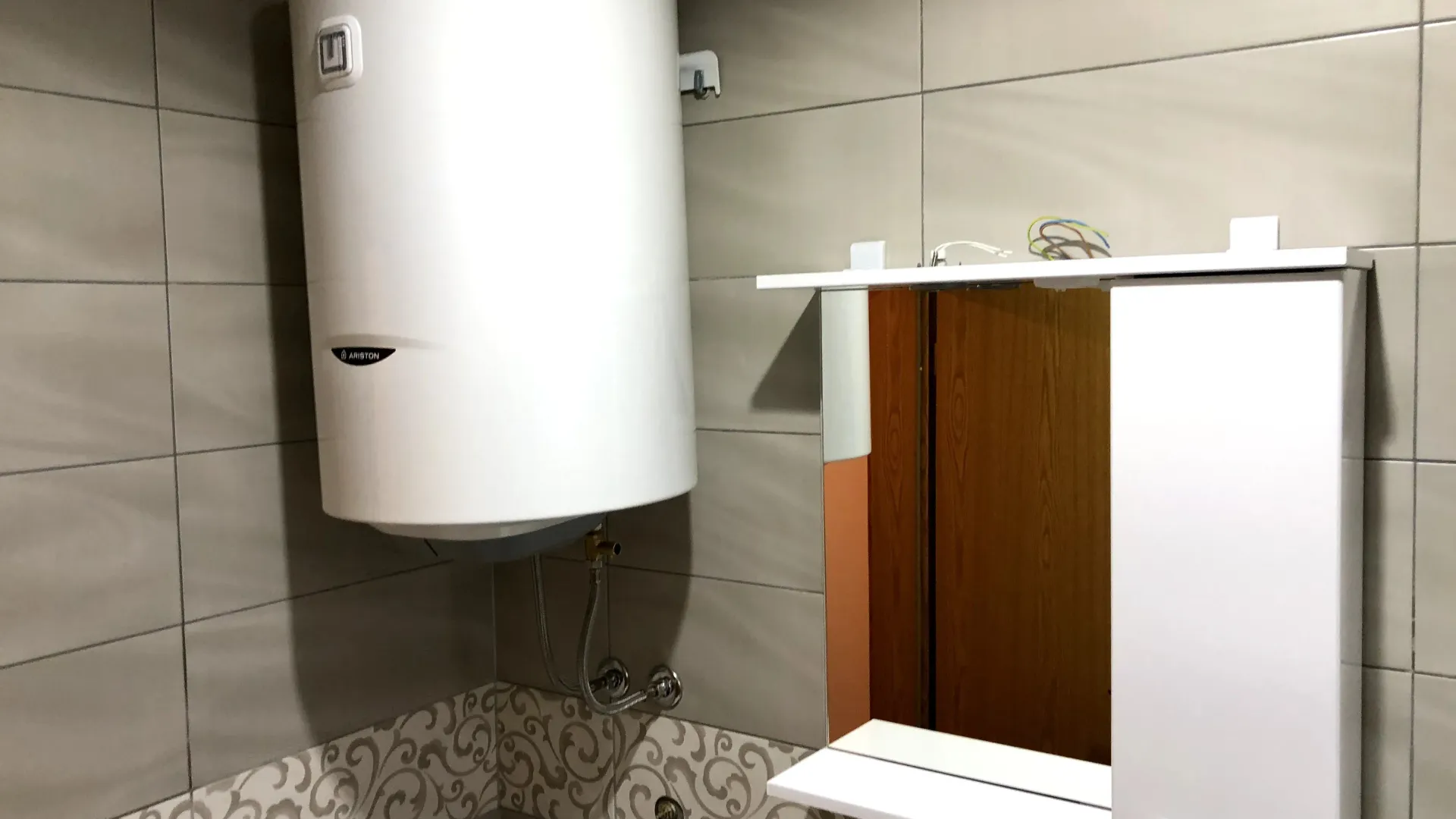 Izdavanje, jednosoban stan, 45m², Murtovina, Podgorica