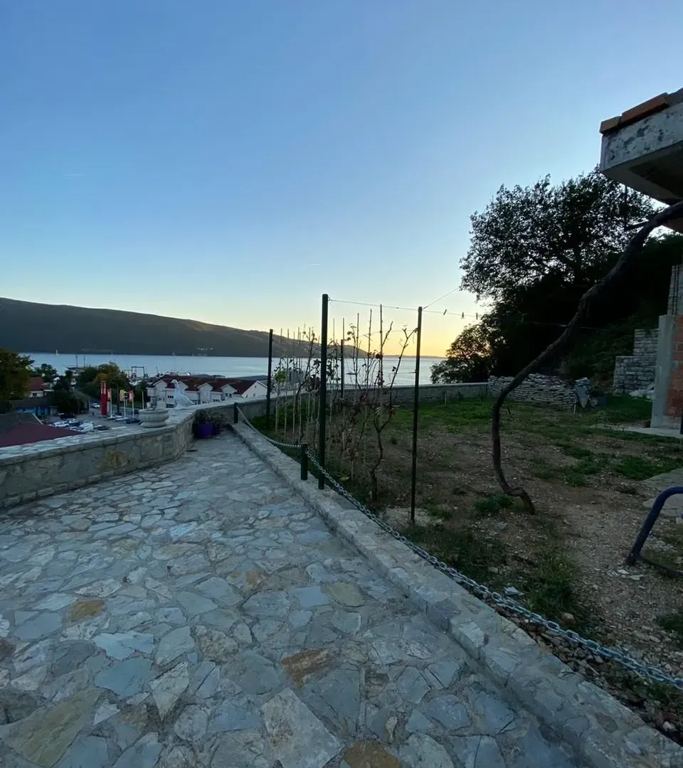 Prodaja, kuća, 64m², Zelenika, Herceg Novi