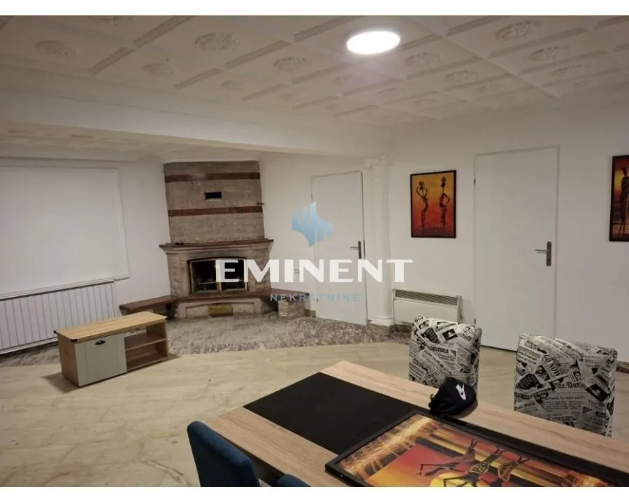 Izdavanje, trosoban stan, 85m², Ledine, Beograd