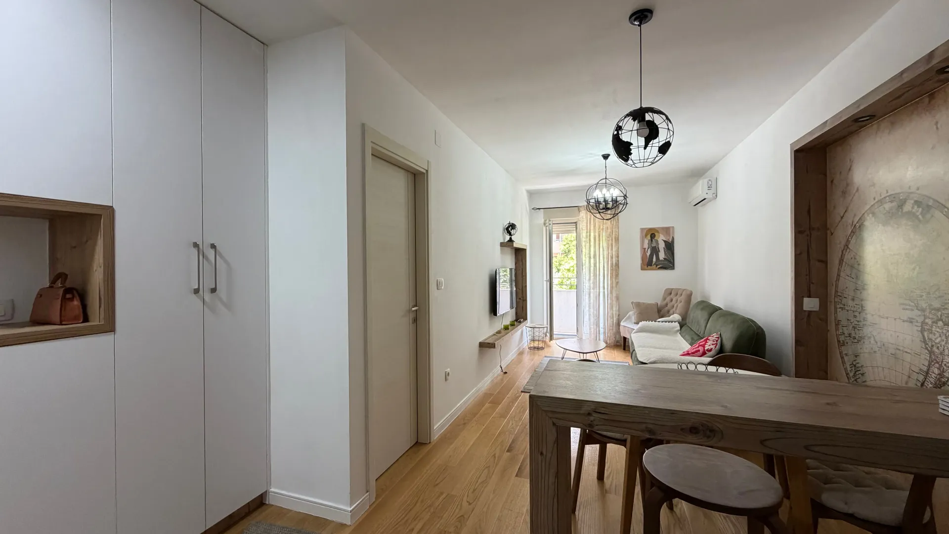 Rent, one bedroom apartment, 41m², Central Point, Podgorica