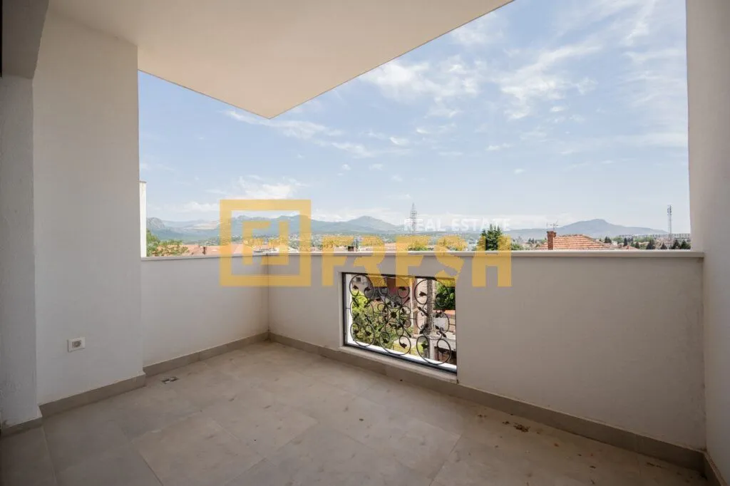 Prodaja, trosoban stan, 142m², Gorica C, Podgorica