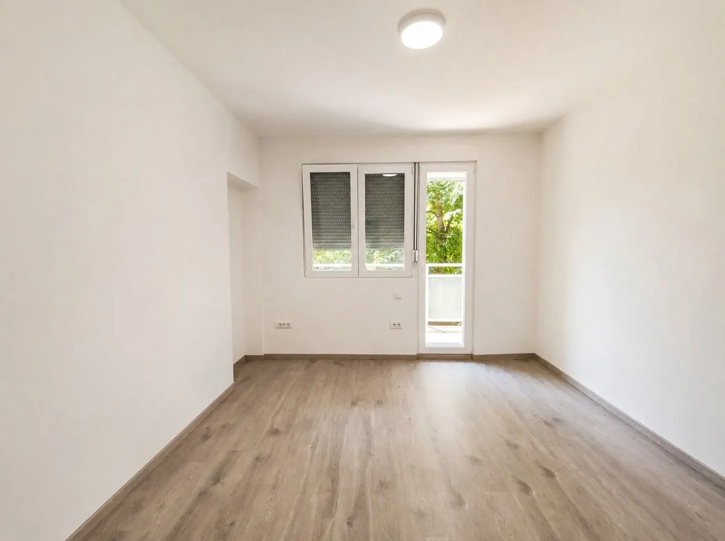 Prodaja, dvosoban stan, 55m², Karaburma, Palilula Sve Podlokacije