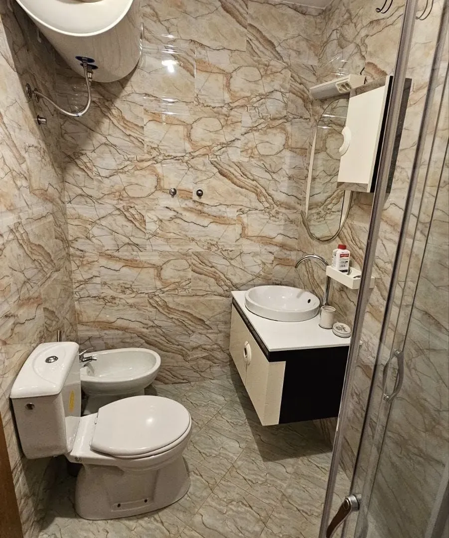 Izdavanje, dvosoban stan, 64m², Stari Aerodrom, Podgorica