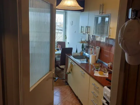 Prodaja, trosoban stan, 80m², Autokomanda, Voždovac Sve Podlokacije - image 3