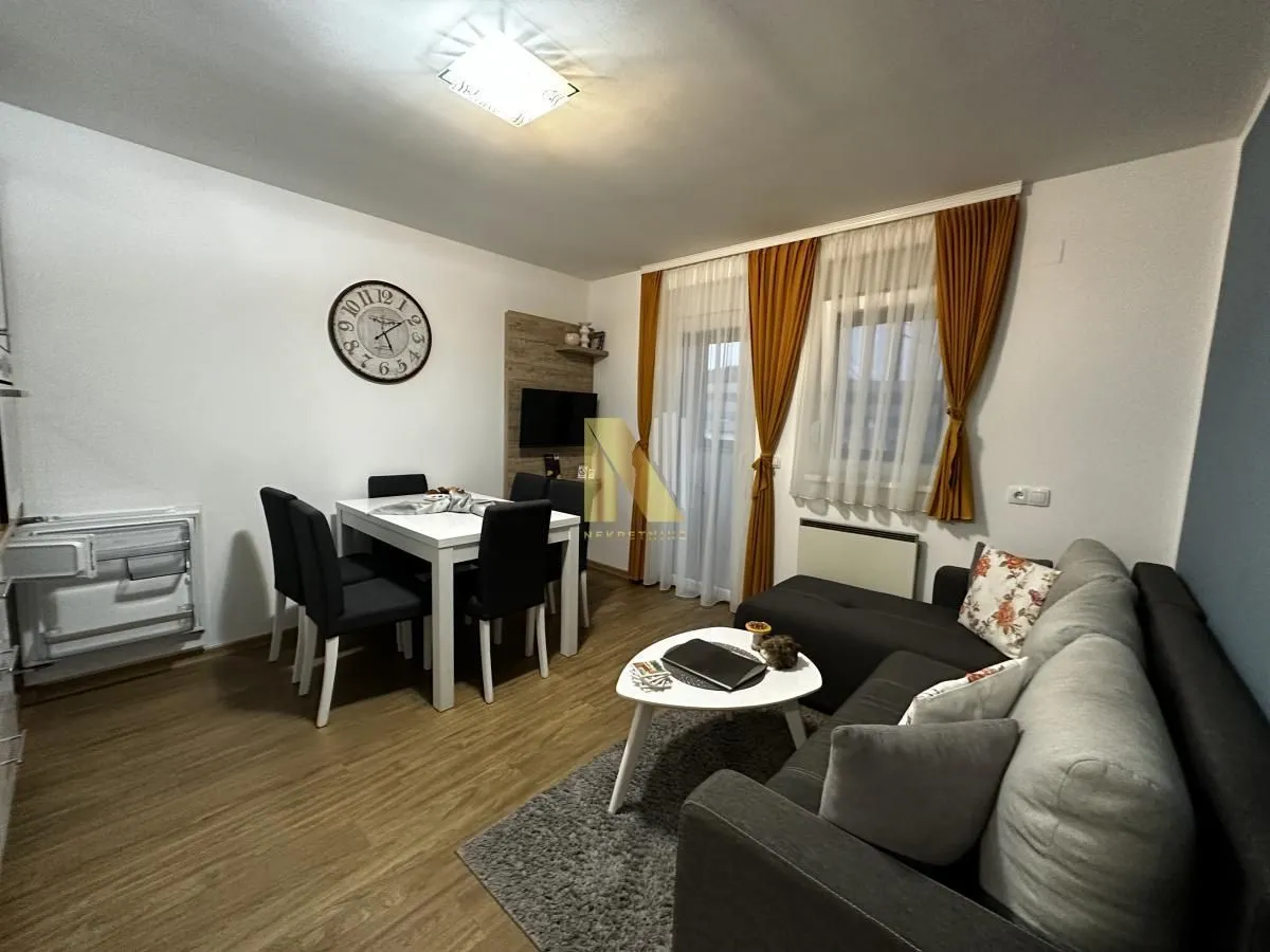 Sale, office space, 396m², Banja Vrdnik, Irig