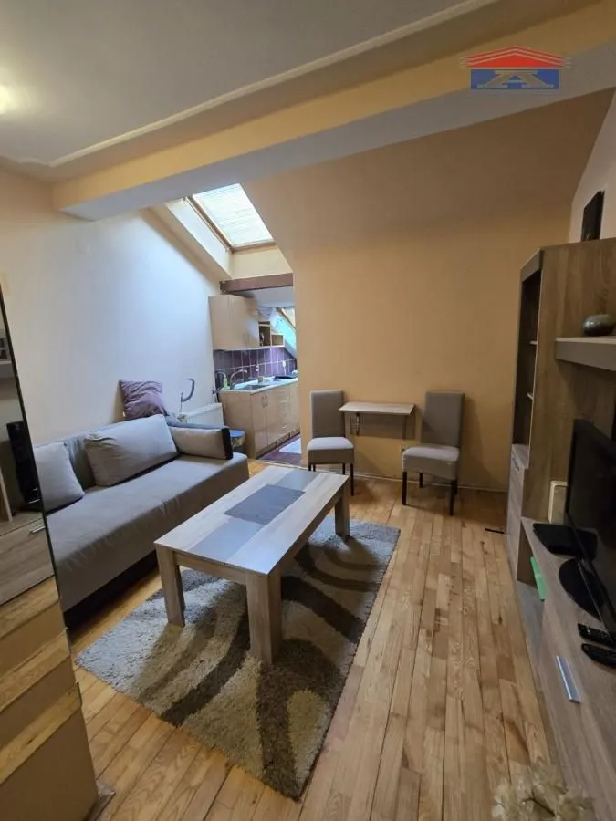 Izdavanje, garsonjera, 20m², Nova Detelinara, Novi Sad Sve Podlokacije