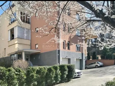 Prodaja, trosoban stan, 126m², Savski Venac, Beograd - image 14